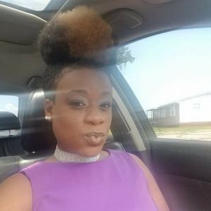 Meet your Posher, Shaneka